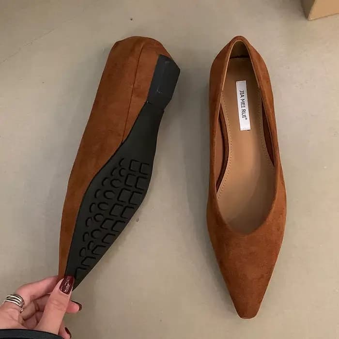 Escarpins à talons bas carrés pour femmes