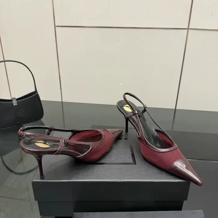 Nouvelles sandales européennes de haute couture 2026 à talons aiguilles, en tissu maillé assorti, à bout pointu, sexy et respirantes