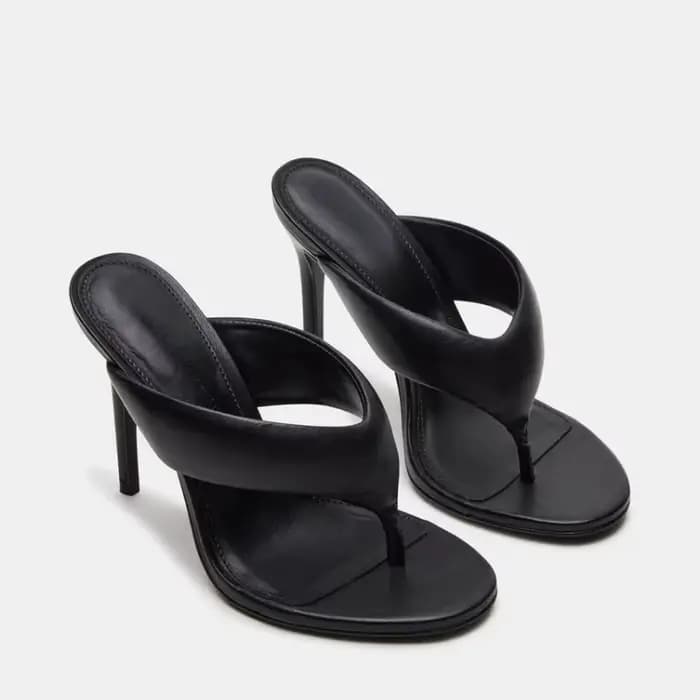 Chaussures à talons hauts noires pour femmes