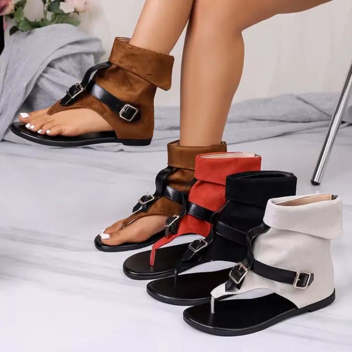 Nouvelles sandales d'été tendance pour femmes