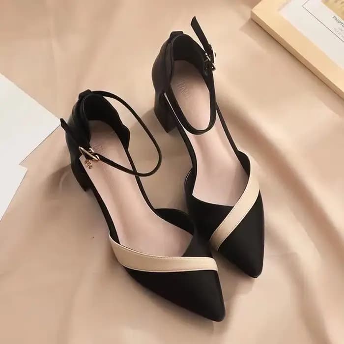Chaussures pointues classiques Beige à talons carrés pour femmes, escarpins professionnels en cuir P