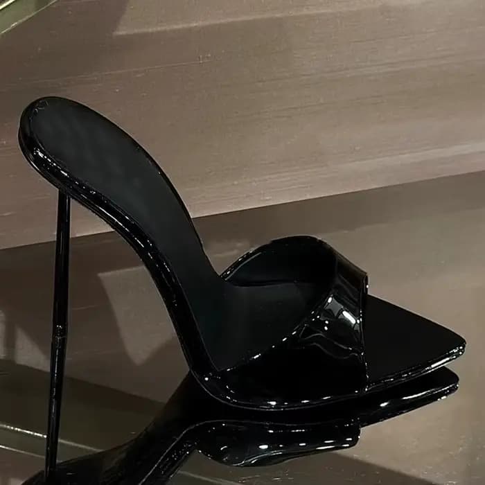 Sandales à talons en cuir verni rouge, Mules peu profondes à enfiler, talons aiguilles solides et Se