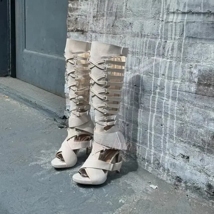 Sandales à lanières creuses pour femmes, nouveau Style, boucles, bout ouvert, talons aiguilles solid