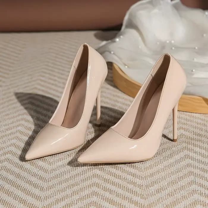 Escarpins pour femmes tendance 2026 en cuir de luxe rouge et blanc, talons hauts de 12 cm, bout poin