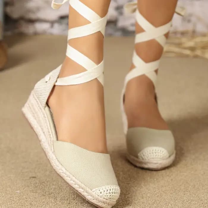 Sandales compensées en espadrille à lacets pour femmes, bout fermé, style bohème, avec lanières à la