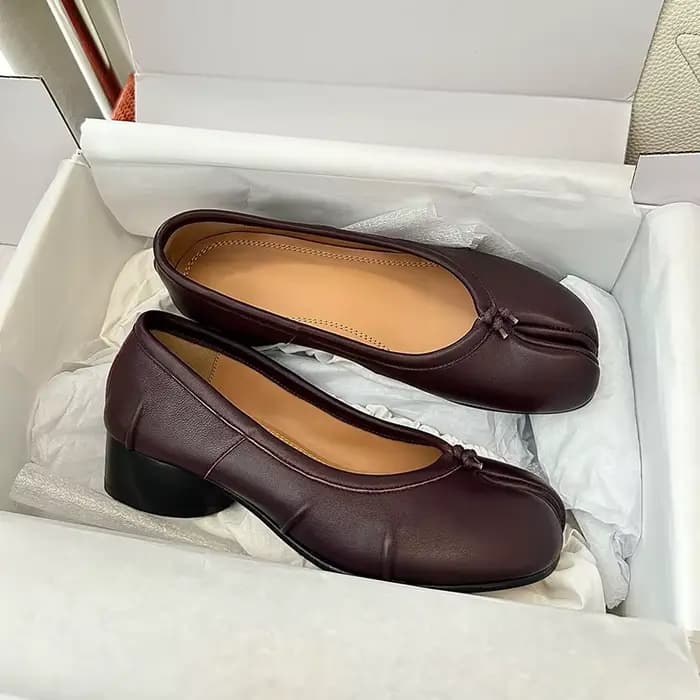 Escarpins Tabi en cuir véritable pour femme, à bout fendu, plissés, à talon bas, semelles souples, s
