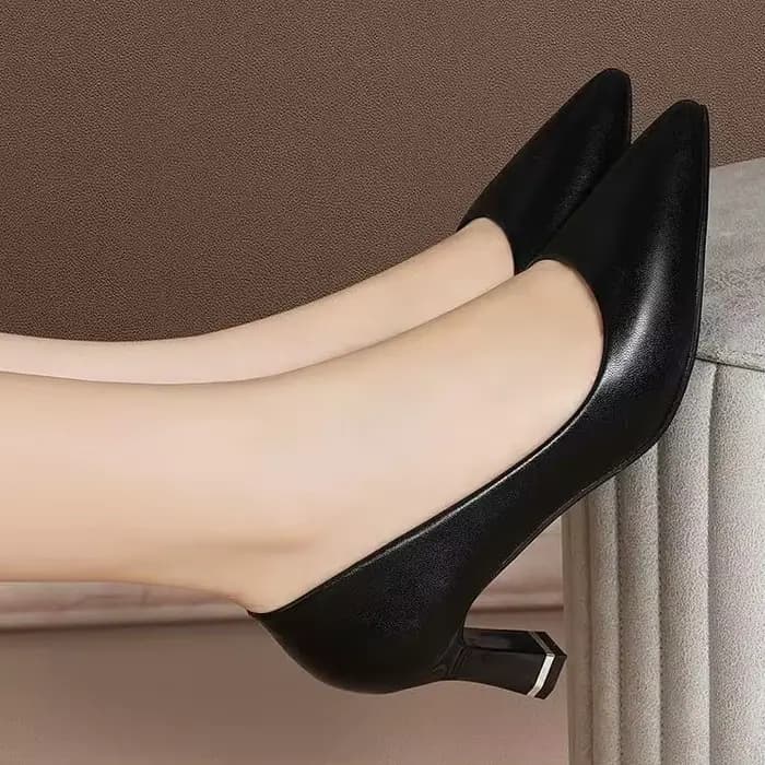Nouvelles Escarpins Femme à Bout Pointu 2026 - Chaussures Habillées à Talon Fin et Faciles à Enfiler