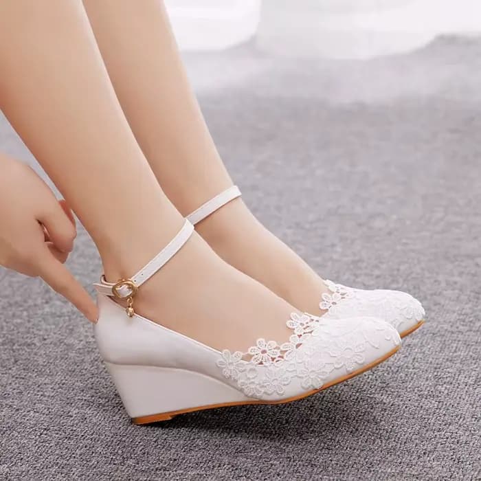 XIHAHA-Chaussures à Talons Compensés pour Femme, Escarpins en Dentelle, Fleur, Perle, Rond, Parker,