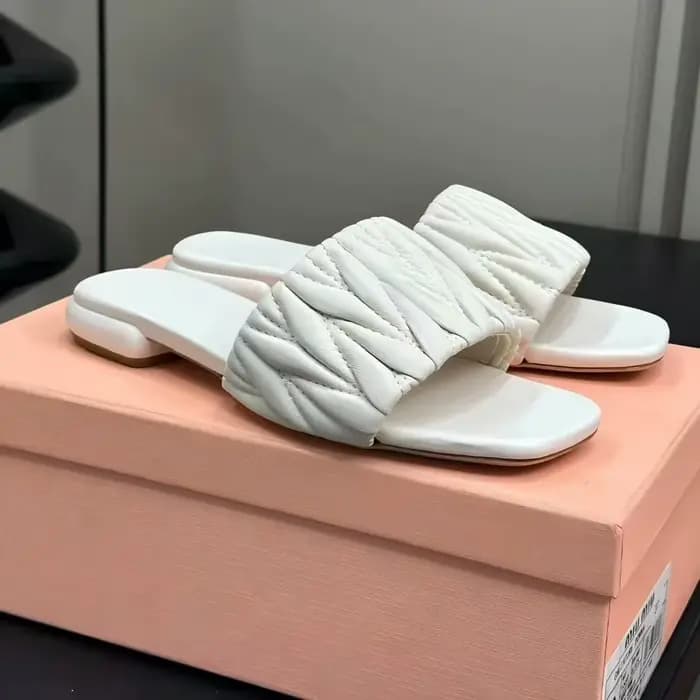 Sandales pour femmes de qualité supérieure, nouveau style, pantoufles plates en peau d'agneau, chaus