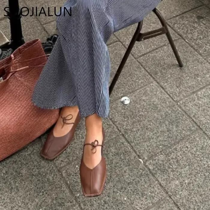 SUOJIALUN 2025 marque femmes Vintage chaussures plates grande taille dames élégant à lacets talons b