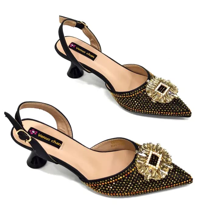 Chaussures de soirée élégantes pour femmes nigérianes 2026 avec talon moyen et sac à main assorti –