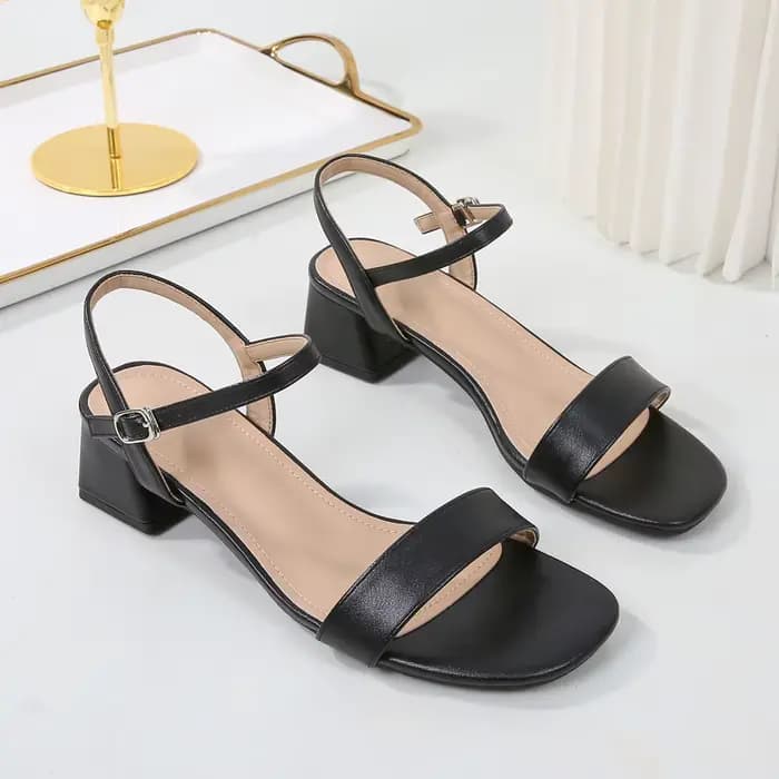 Sandales pour femmes mode d'été sandales épaisses en cuir souple tête ronde ouverte anti-dérapant ré