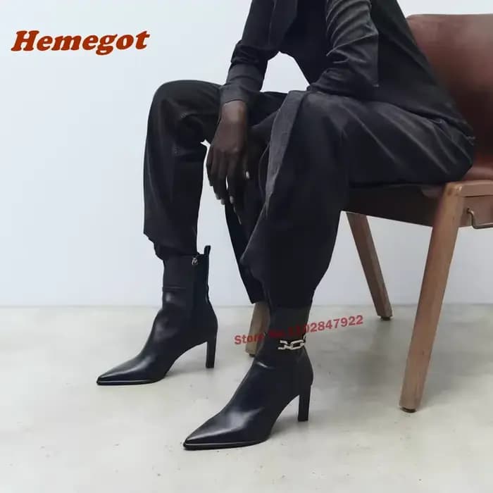 Bottines à talons hauts en cuir avec décorations métalliques, chaîne noire, à enfiler, pour femme, t