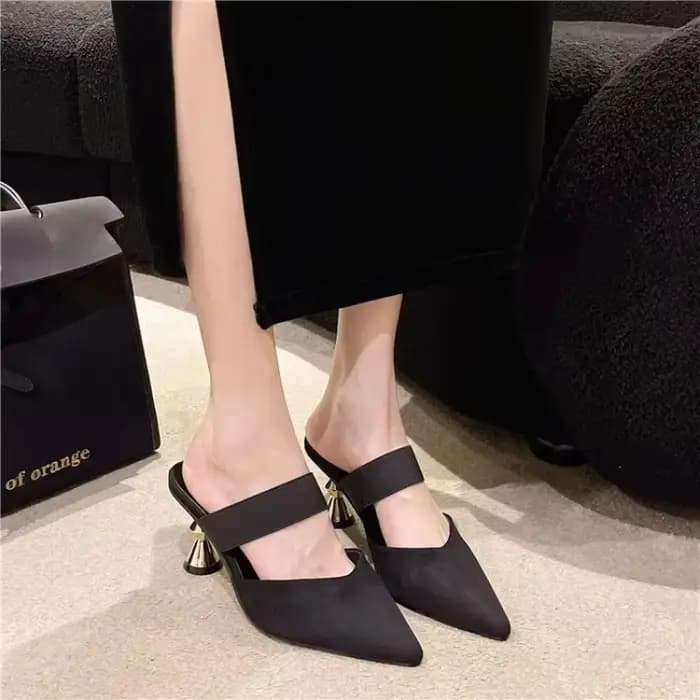 Taille 35-46 femmes chaton talons Mules doré Rivet bout pointu sandales d'été mode Beige dames décon