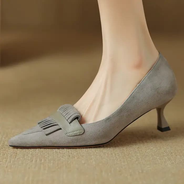 Escarpins en cuir suédé naturel pour femmes, talons hauts fins, bout pointu, franges élégantes, chau