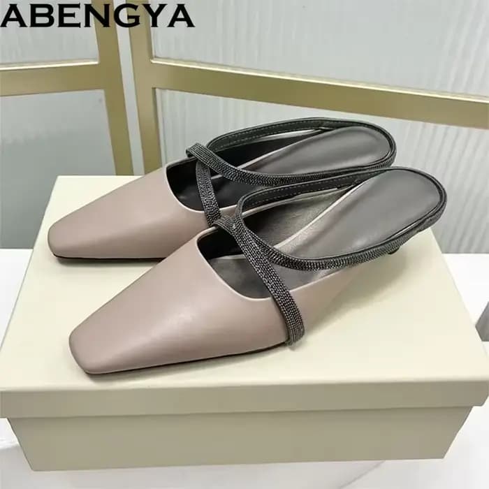 Mules en cuir véritable à talons chaton pour femme, sandales d'été à perles, chaussures de soirée à