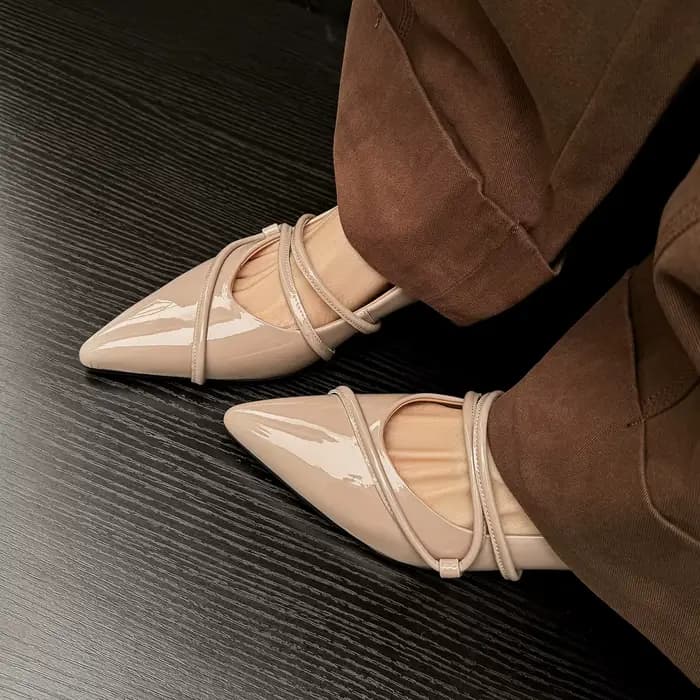 Nouvelles sandales compensées à talon bas dorées et argentées à bout pointu pour femme, collection é