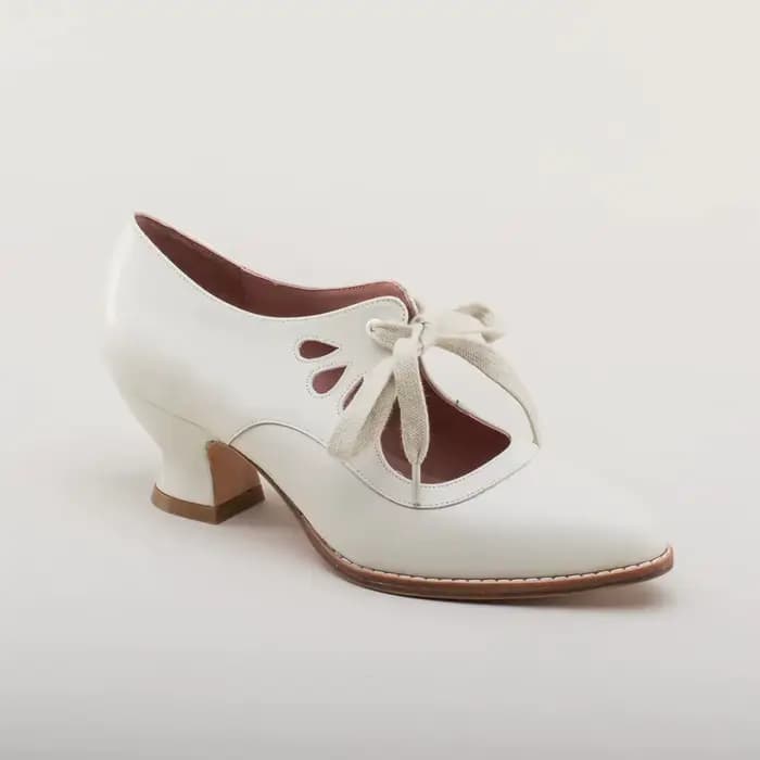 Escarpins à essence rétro Mary pour femmes, chaussures derby à lacets, talon bas vintage, design de