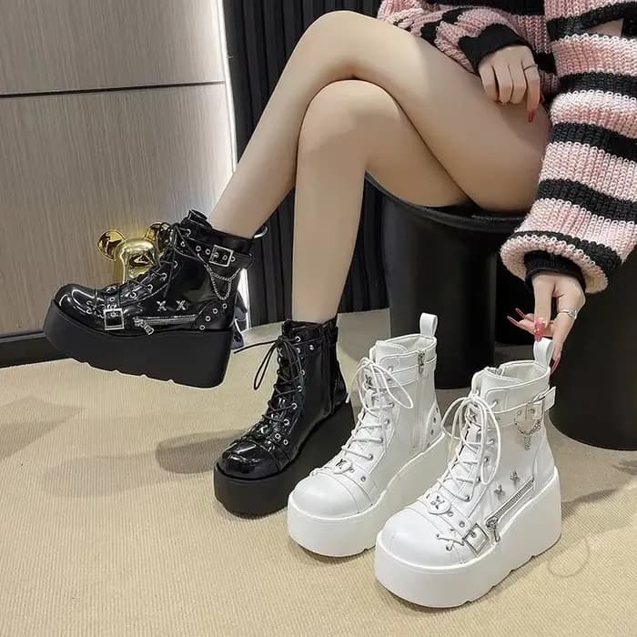 Bottes de Cosplay de Vampire à plateforme de Style gothique pour femmes, mi-mollet, chaussures confo