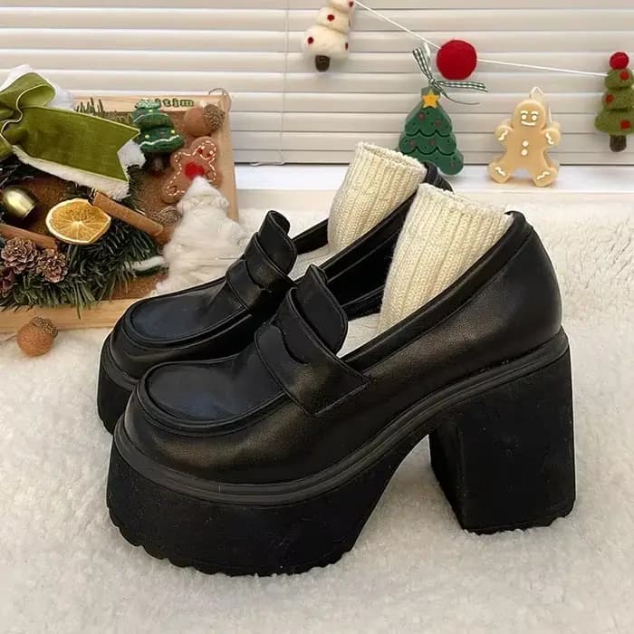 Chaussures Mary Janes à talons Super hauts pour femmes, mocassins en cuir verni noir à talons épais,