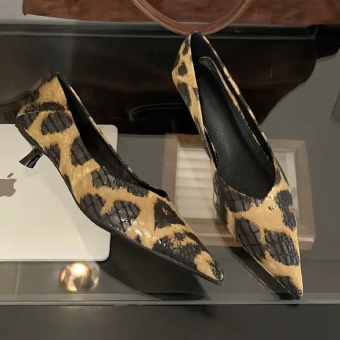 Imprimé léopard Sexy talon bas concepteur femmes chaussures bout pointu pompes femme peu profond con