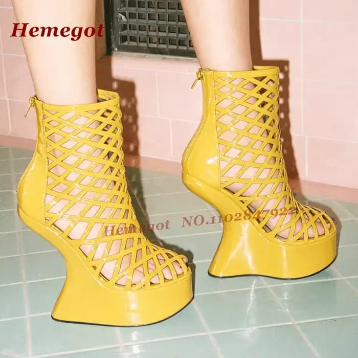 Sandales noires vernies à plateforme et talons hauts, style original, avec fermeture éclair arrière,