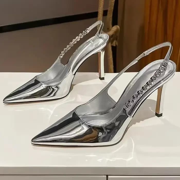 Escarpins argentés brillants à talons hauts pour femmes