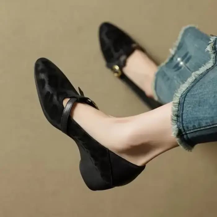 Bout pointu avec talons moyens chaussures pour femmes talon compensé femme pompes Chic et élégant livraison rapide Y2k Point Discount jeune