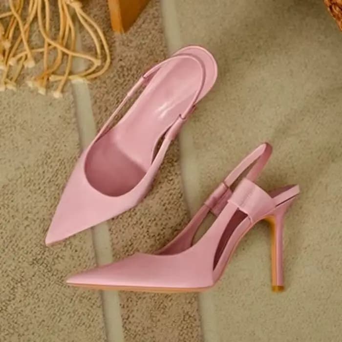 Femmes sandales nouvel été talons hauts bout fermé sandales simples mince mi-talon mode creux bout pointu femmes sandales