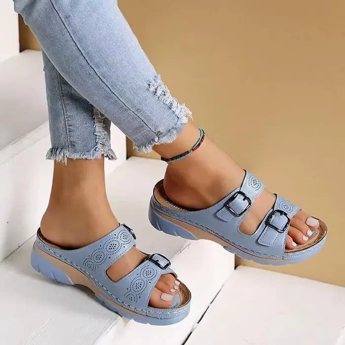 Femmes bout fermé chaussures d'été 2022 nouveau confort Double boucle Wedge dames sandales grande taille plate-forme