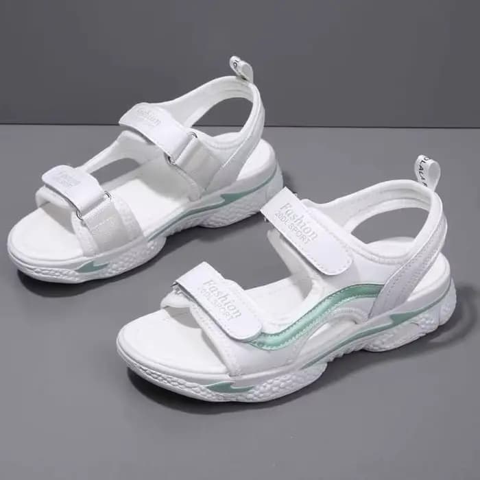 Femme chaussures plate-forme extérieure sandales en cuir pour femmes plage quotidien VIP Chic et élégant en gros confortable été 2025 H chaussure