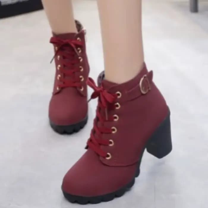 Bottes pour femmes, chaussures à talons hauts