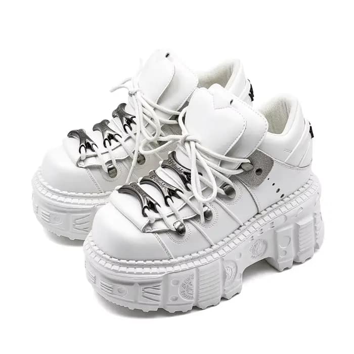 Bottines gothiques Rock pour femmes, chaussures à plateforme en cuir blanc, nouveau Style Punk, chaussures à lacets, hauteur de talon, décor en métal, baskets pour femmes