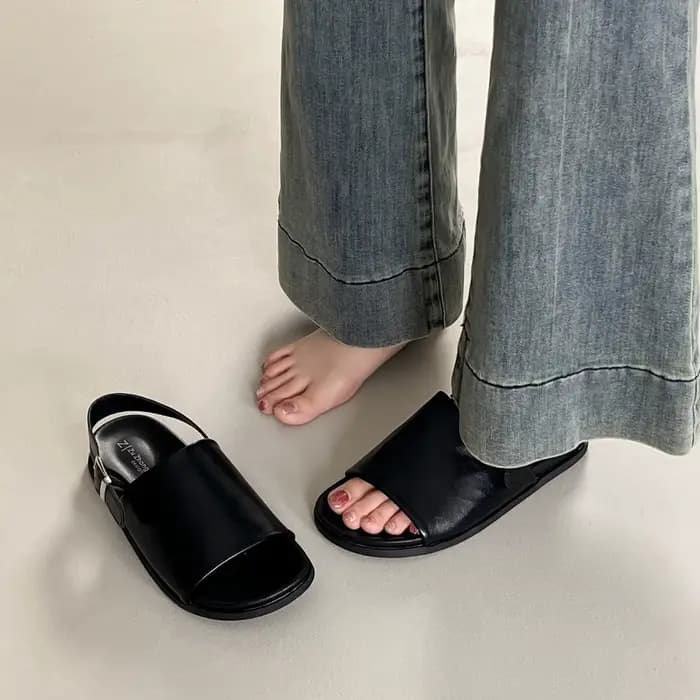 Sandales Minimalistes et Tendance à Semelle Épaisse et Bout Rond
