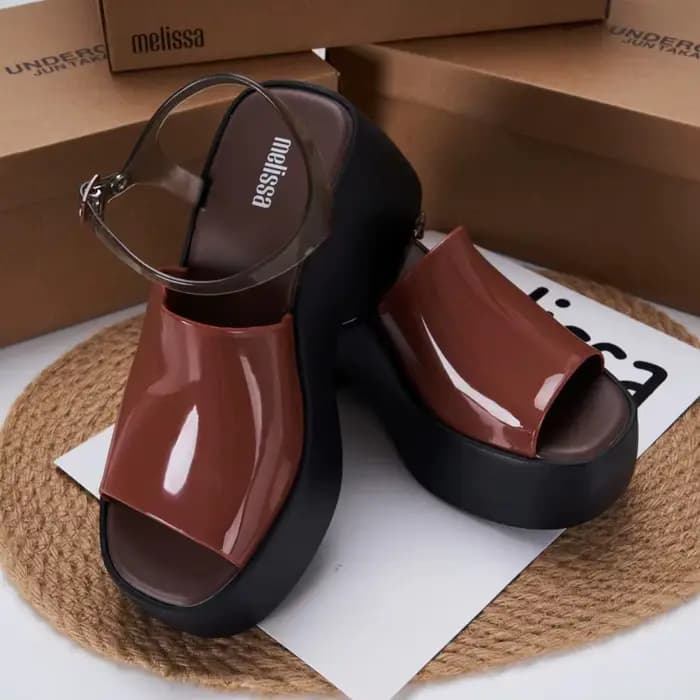 Fashiona Molly sandales avec semelle épaisse hauteur augmentée chaussures de gelée femmes plate-forme