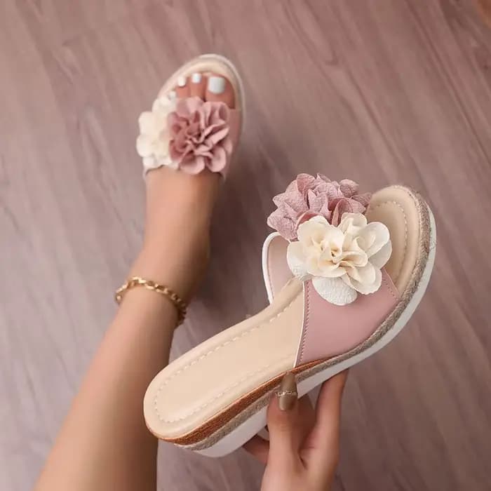 Sandales compensées à talons hauts roses pour femme