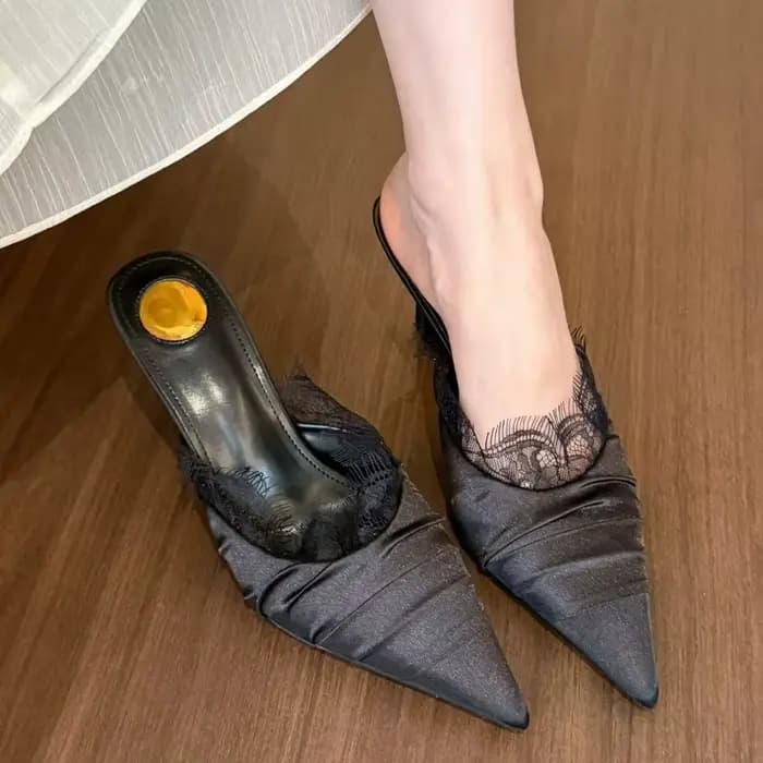 Mode femmes pantoufle élégante dentelle Baotou Mule chaussure Style français pointe pointue chaussures décontractées