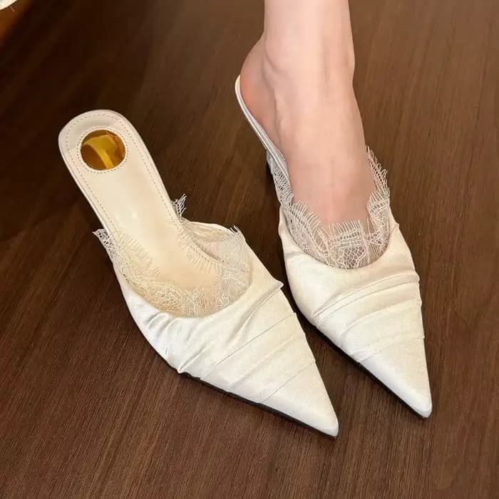 Mode femmes pantoufle élégante dentelle Baotou Mule chaussure Style français pointe pointue chaussures décontractées