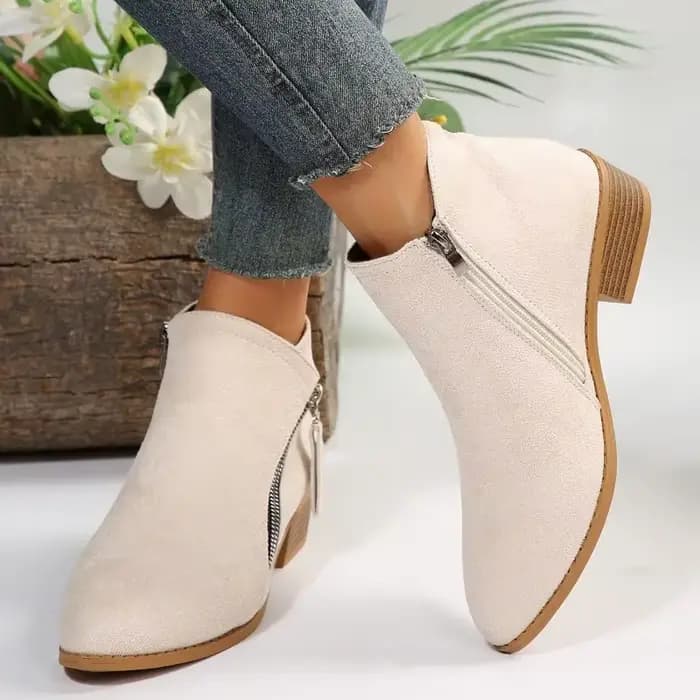 Bottines à talons bas pour femme