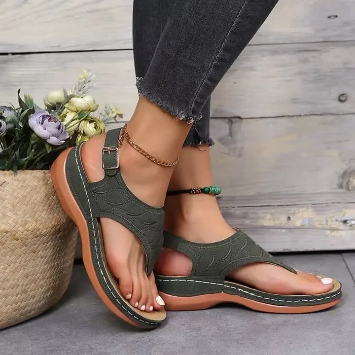 Chaussures à semelles compensées pour femmes, nouvelles sandales à talons hauts, Chaussures d'été, tongs à plateforme, 2025