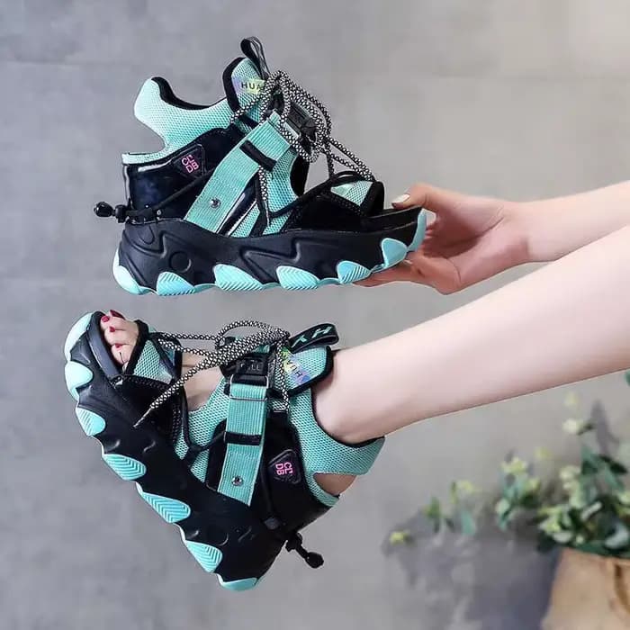 Sandales de gladiateur compensées à talons hauts pour femmes