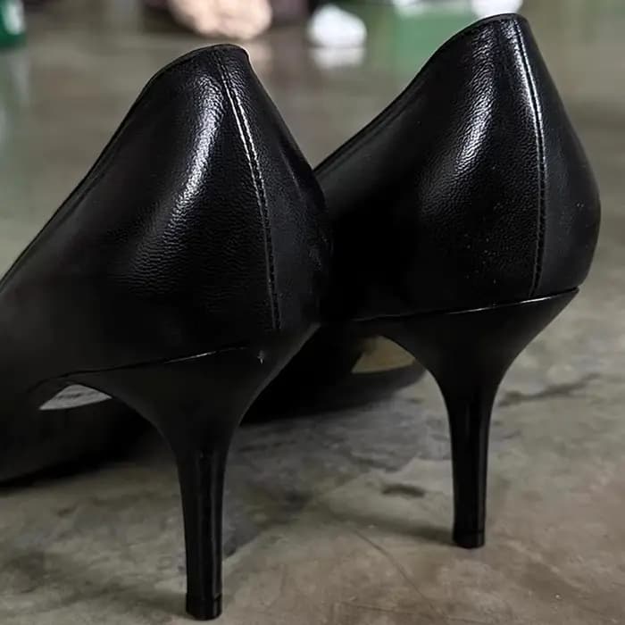 Escarpins sexy de créateur à bout pointu pour femme