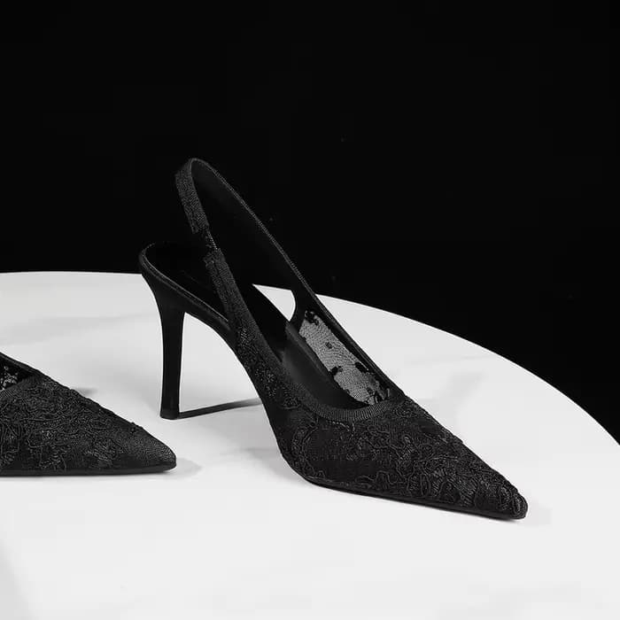 Escarpins élégants à talon fin et bout pointu en dentelle ajourée avec boucle pour femme – Chaussures polyvalentes pour soirée