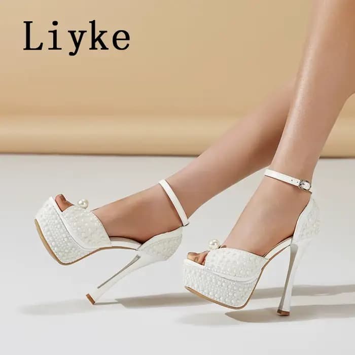 Sandales à plateforme à talons hauts sexy noir et blanc Liyke