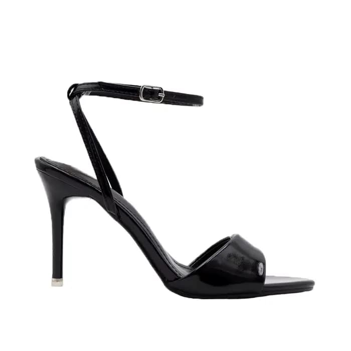 Sandales noires à talons hauts de tempérament sexy