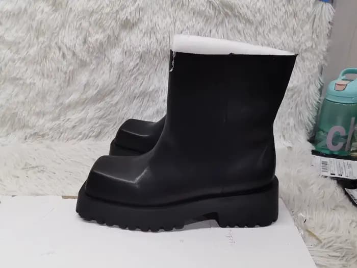 Bottes de moto à bout carré et semelle épaisse pour femmes et hommes