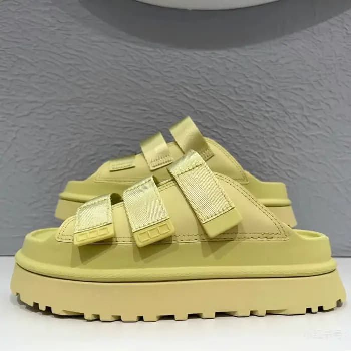 Sandales à plateforme pour femmes d'été 2025 – Chaussures coulissantes à semelle épaisse à enfiler à la mode pour la