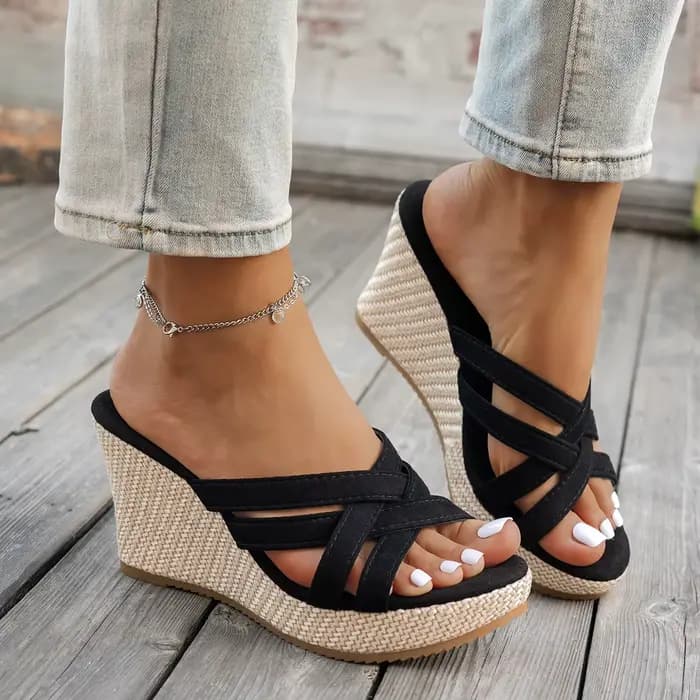 Nouvelles femmes mode tendance sandales à talons compensés