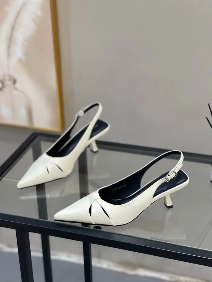 Nouvelles sandales Baotou à bout pointu et bride arrière pour femme, à boucle, à talon aiguille, en cuir verni, à enfiler