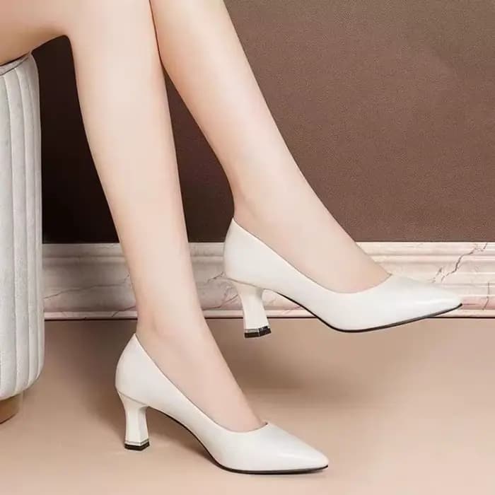 Nouvelles Escarpins Femme à Bout Pointu 2026 - Chaussures Habillées à Talon Fin et Faciles à Enfiler